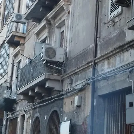 Dimora Saracina Vakantiehuis Catánia