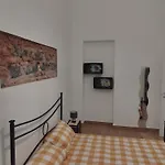 Dimora Saracina بيت للعطل كاتانيا